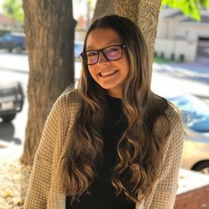 Meet your Posher, Melissa